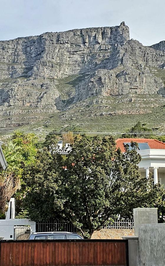 Redbourne Hilldrop Guesthouse B&B Cape Town Bagian luar foto