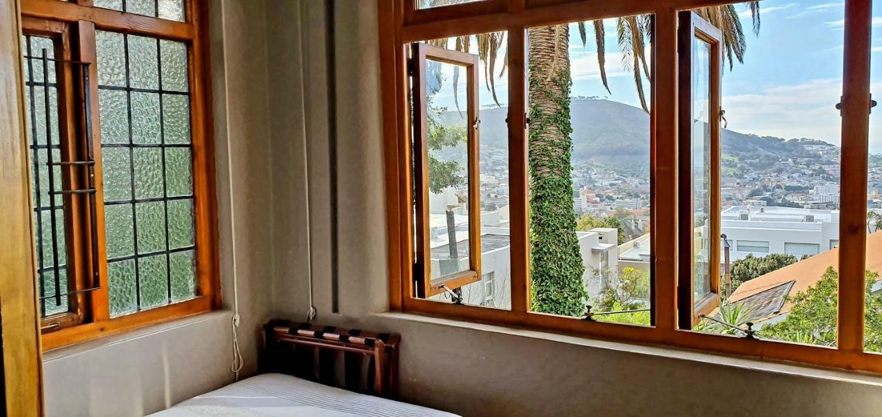 Redbourne Hilldrop Guesthouse B&B Cape Town Bagian luar foto